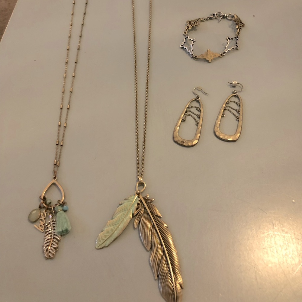 Lucky Brand Necklace/Bracelet and Earring Set